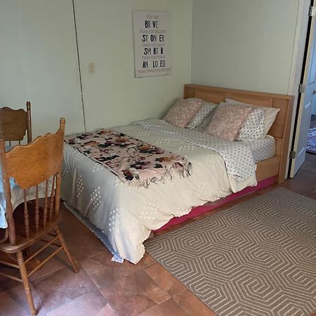 Guesthouse In West Vancouver Ngoại thất bức ảnh